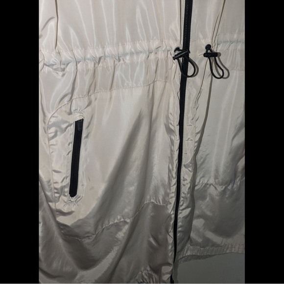 FILA Women’s Long Raincoat Jacket XL - Picture 4 of 9